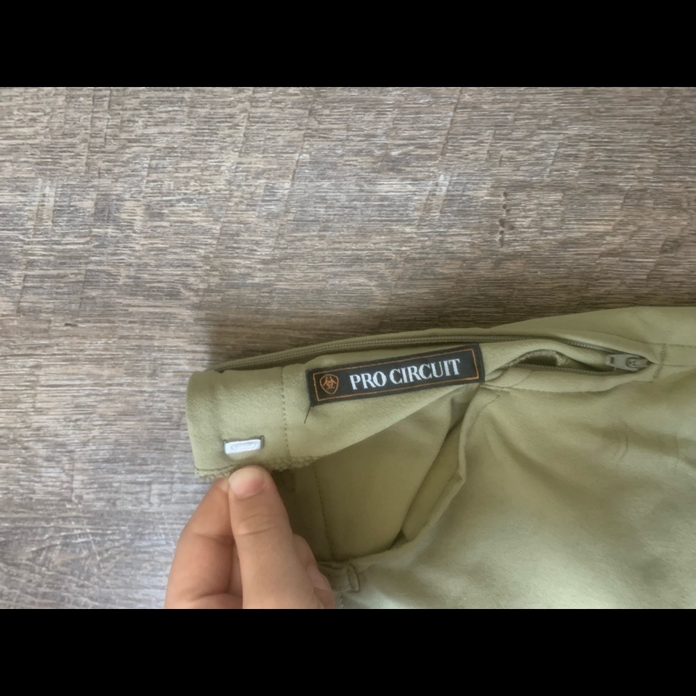 Ariat pro circuit breeches